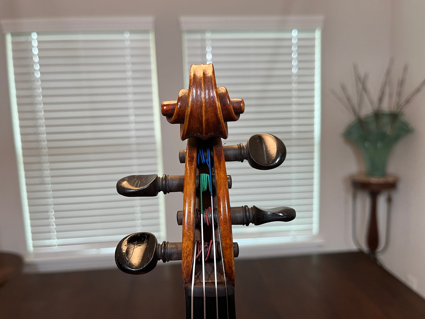 Flamed fiddle by legendary American maker Selman ' Sol. ' E Roach 1907