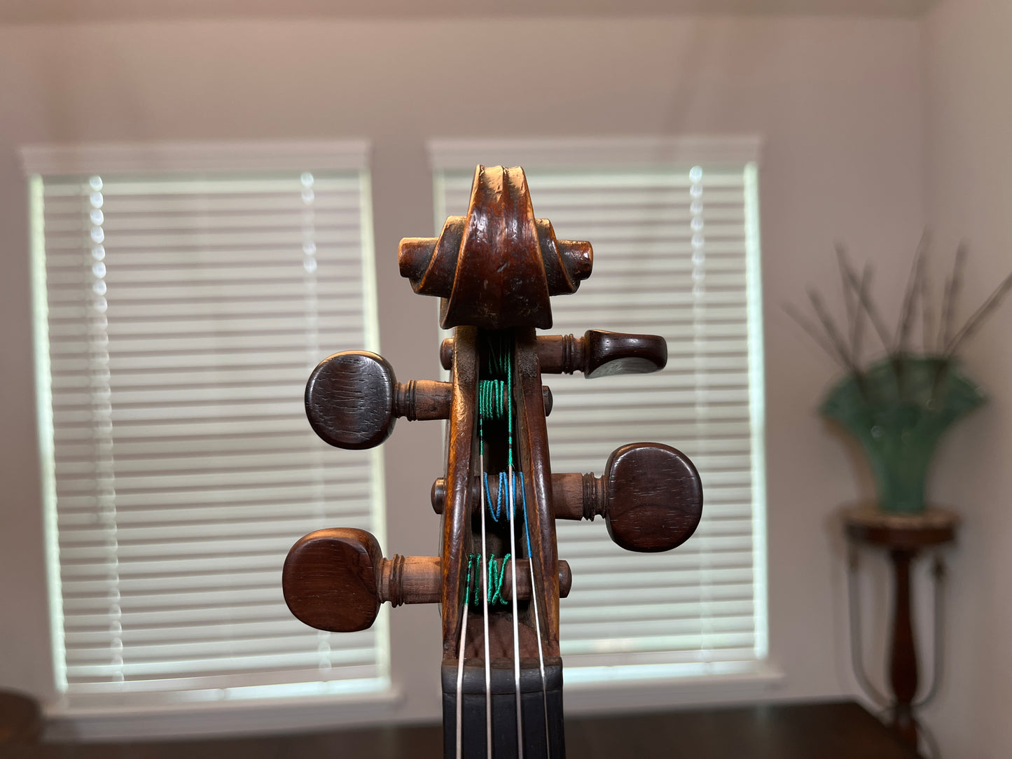Angelic / Professional sounding Violin Full Size c. 1890 (or older) Single back, flamed