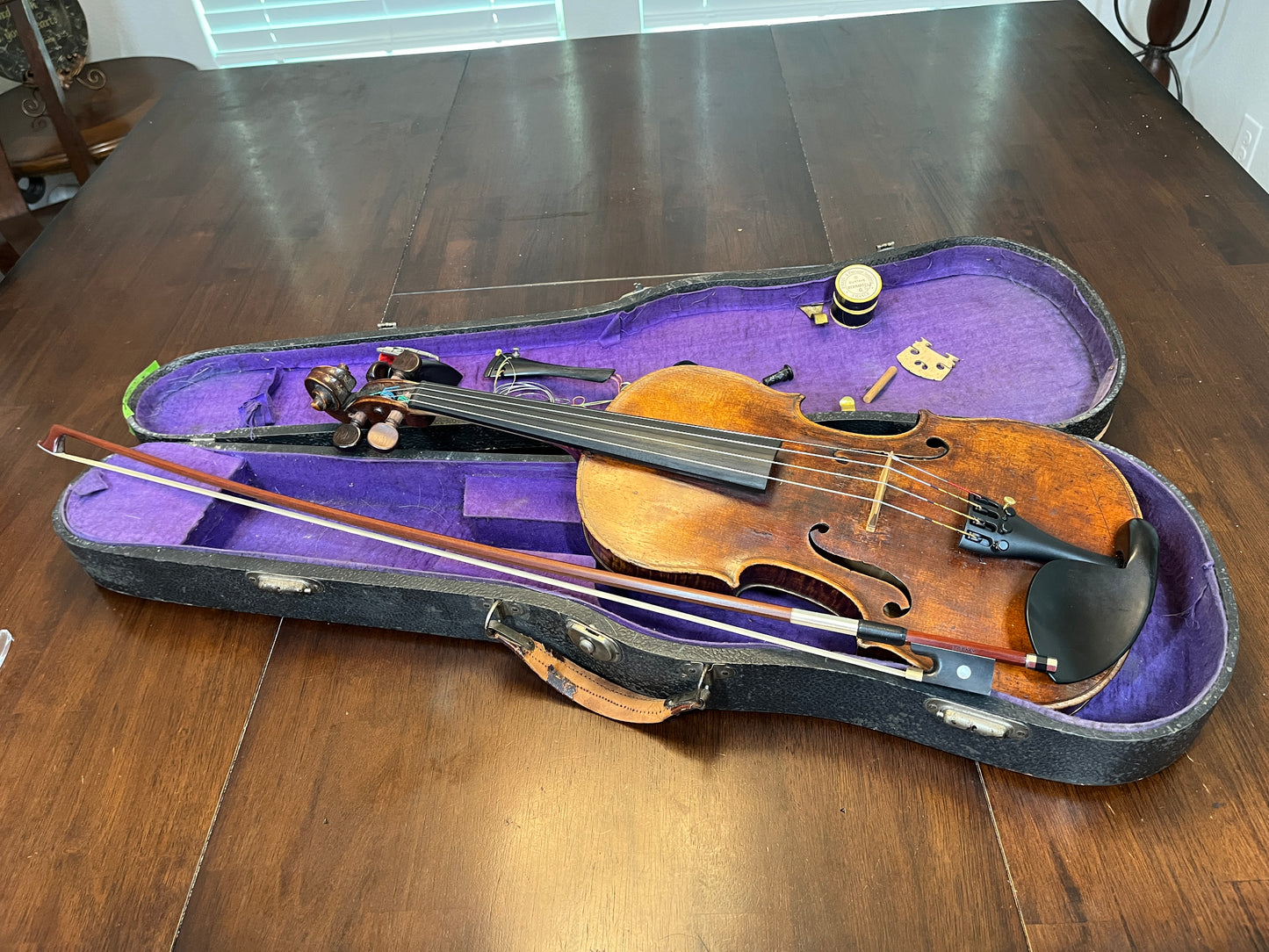 Angelic / Professional sounding Violin Full Size c. 1890 (or older) Single back, flamed