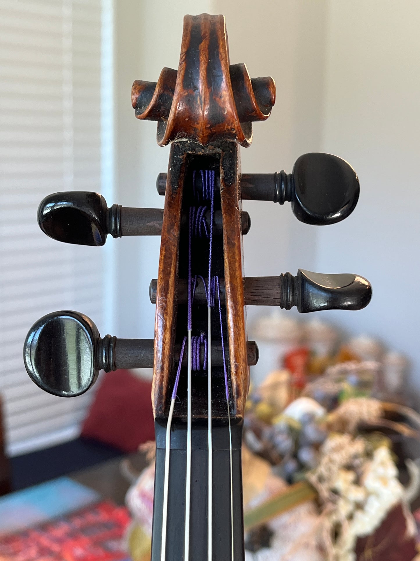 Unbranded 'Ancient' Violin / Fiddle circa 1790-1850 Old Antique violin - Mature and seasoned
