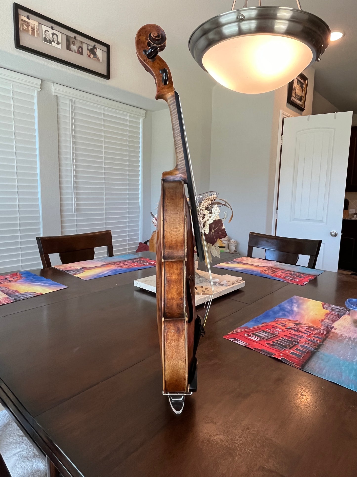 Unbranded 'Ancient' Violin / Fiddle circa 1790-1850 Old Antique violin - Mature and seasoned
