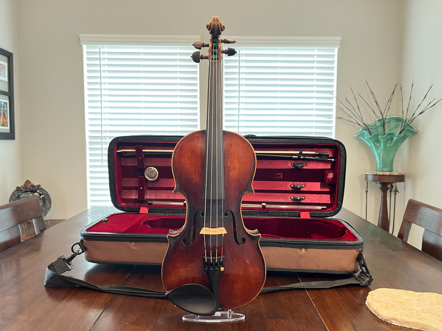 Dark Flamed and Deep sound, unbranded Strad copy Violin Circa 1950 Full Size 4/4