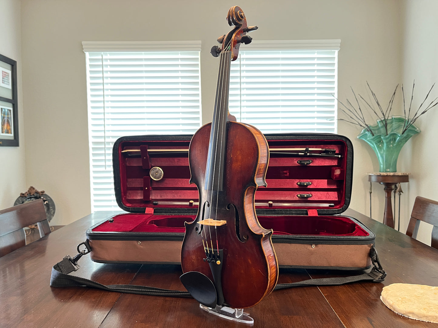 Dark Flamed and Deep sound, unbranded Strad copy Violin Circa 1950 Full Size 4/4