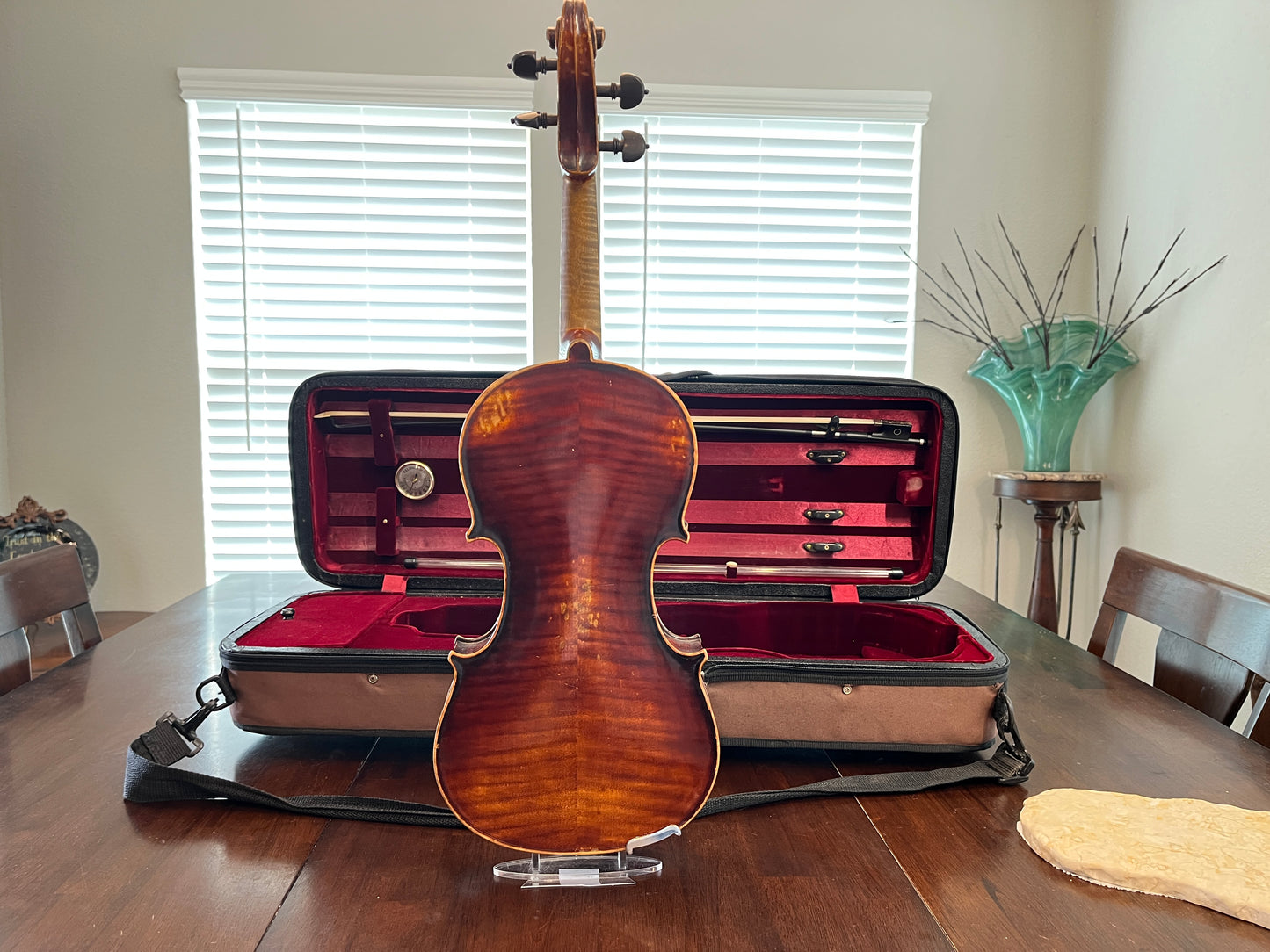 Dark Flamed and Deep sound, unbranded Strad copy Violin Circa 1950 Full Size 4/4