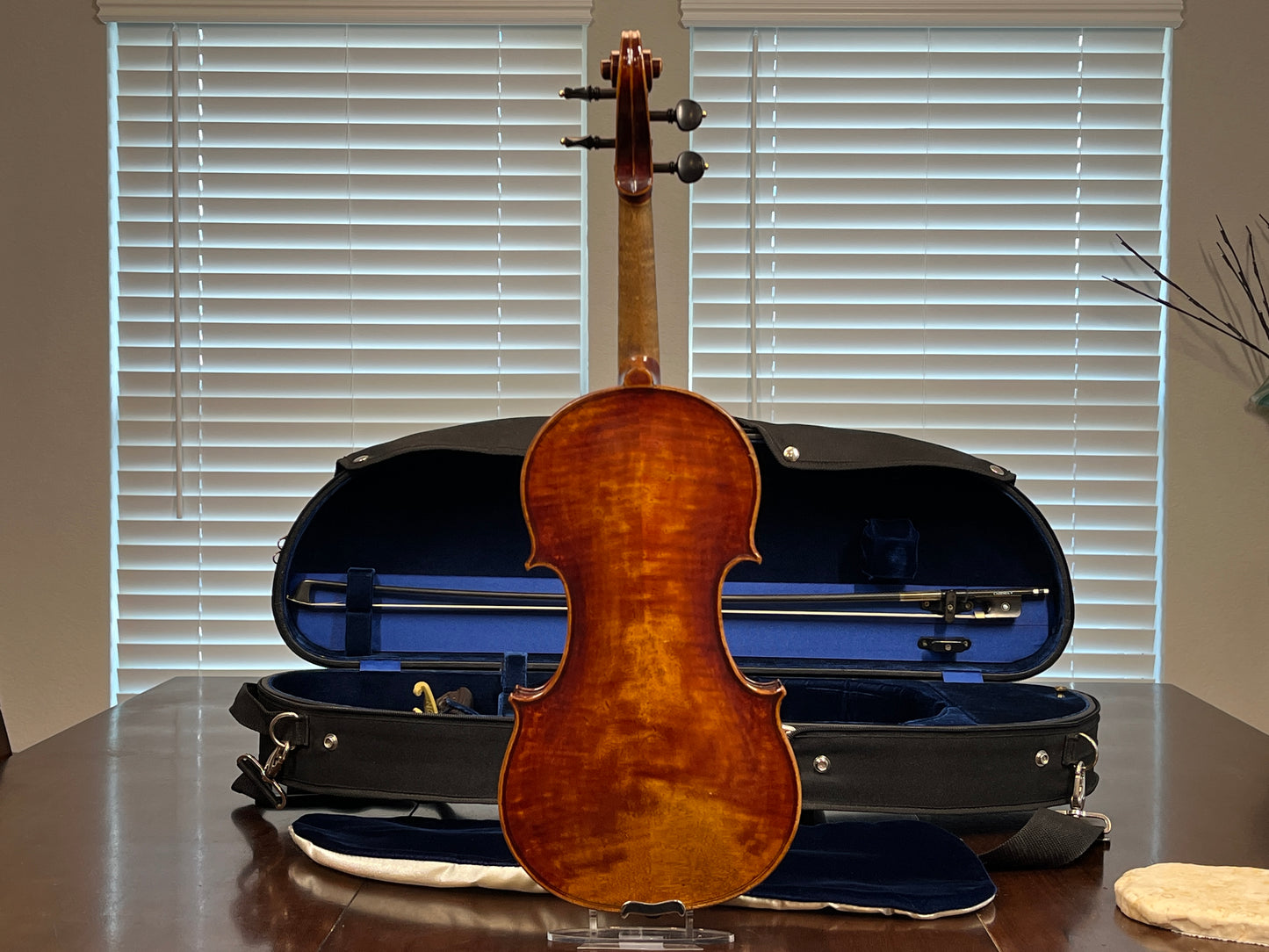 Steven Tillinghast Cundall 2013 Model C no. 107 anno 2013 - Oil Varnish