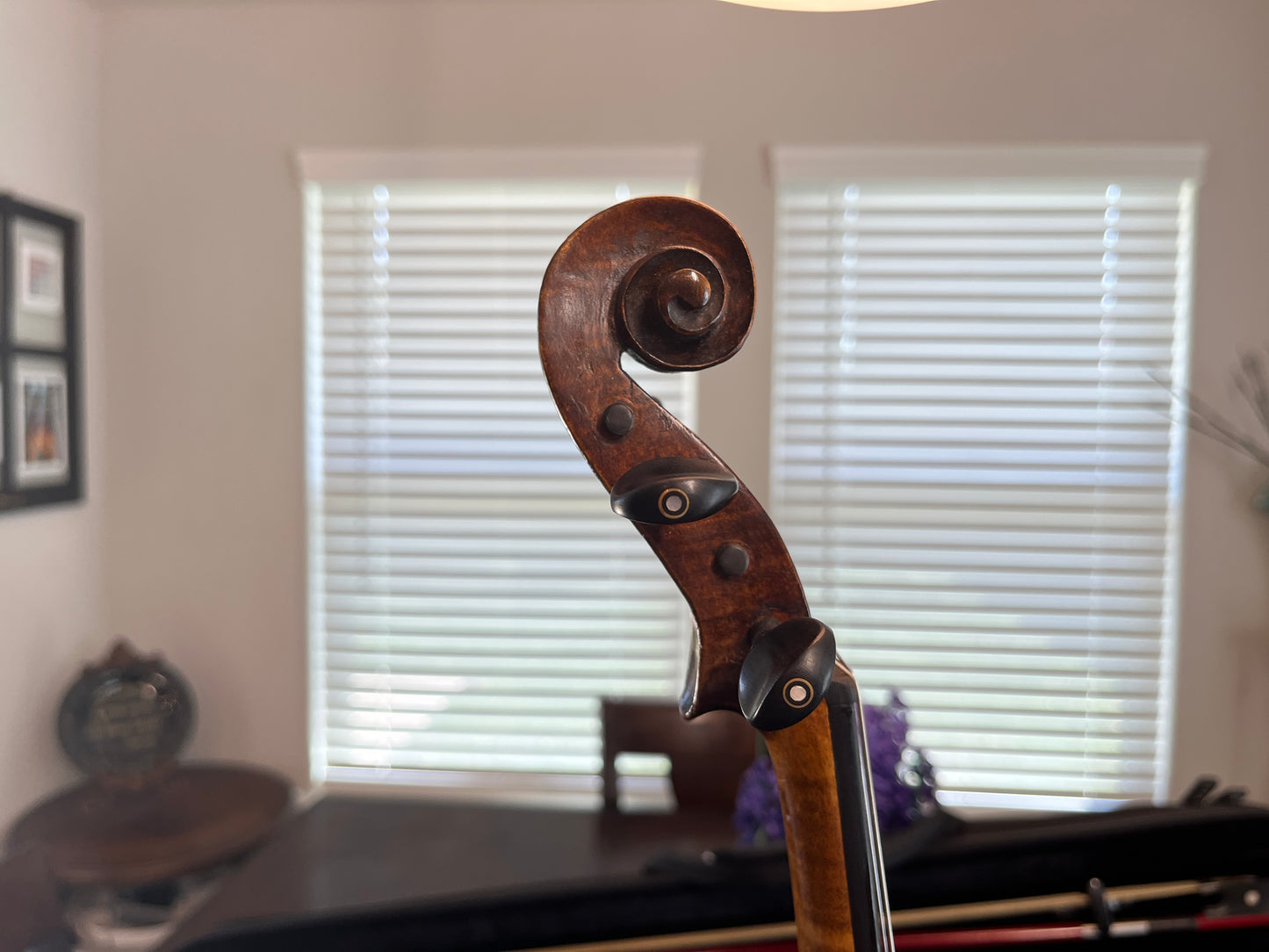 Exceptional old sounding vintage violin / Fiddle Labeled George Hudson -False label