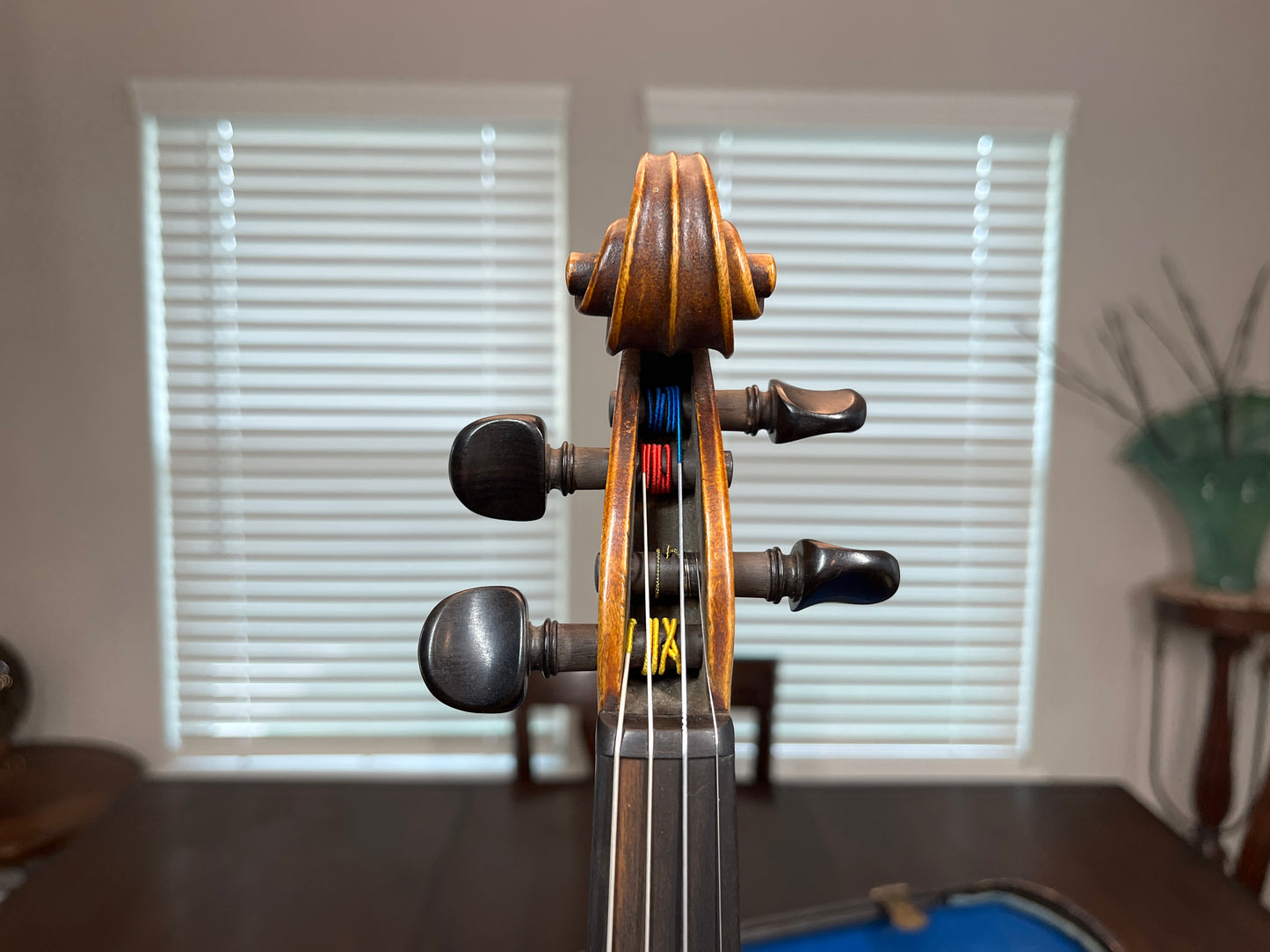 Flamed Advanced violin 'Neuner u Hornsteiner' Neuner & Hornsteiner Full size Antonius Straduarius violin / fiddle (compare to $6-$7k online)