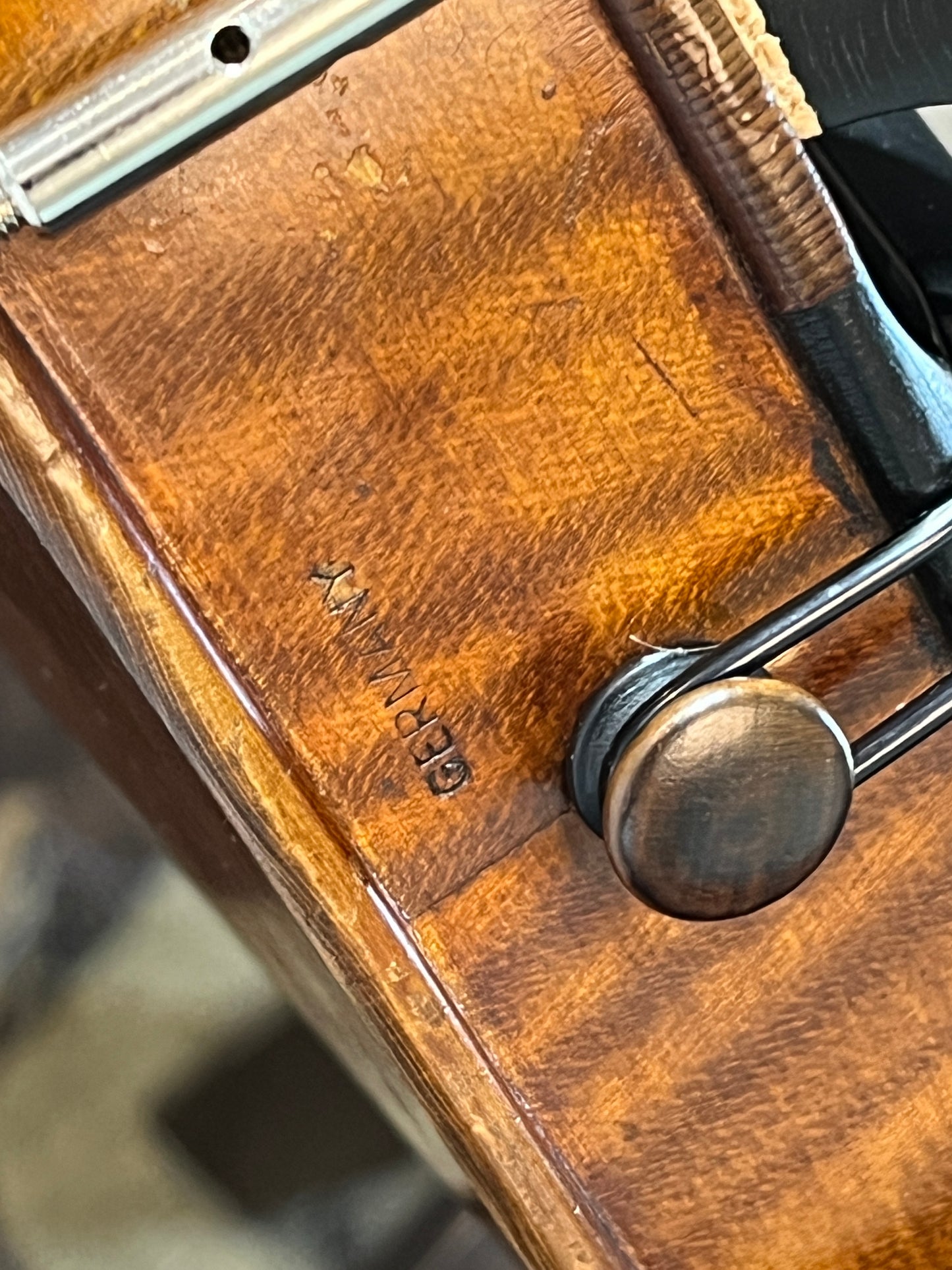 Flamed Eduard Reichart 1909 labeled full size vintage German violin