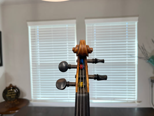 Flamed Single piece back - Advanced to Professional Vintage Czechoslovakian labeled violin - Full size 4/4