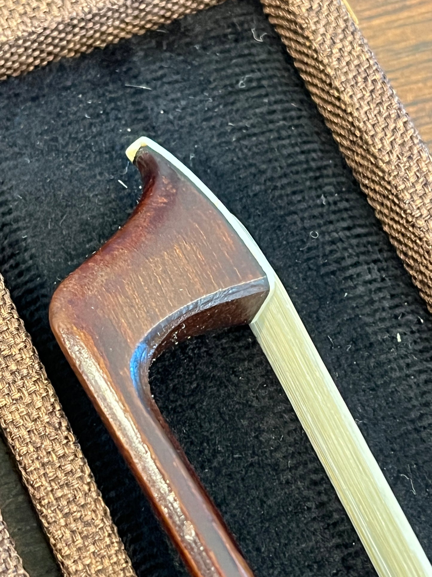 Full size bow for violin stamped 'Pfretzschner'