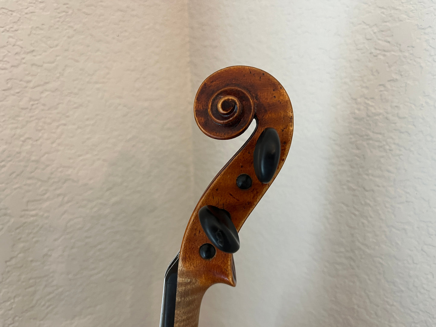Powerful projection Unbranded Flamed and fluted Violin c. 1880-1920 with demo sound sample