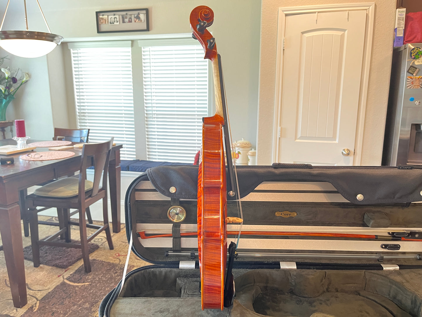 *Demo - Single piece back Otto Benjamin violin 4/4 - Likely made by Eastman Strings ML-405 2014 full size