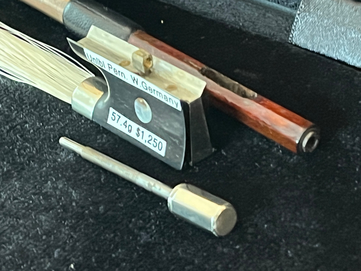 Unbranded German Violin bow 57.4 grams approx c. 1900 Vintage antique Pernambuco