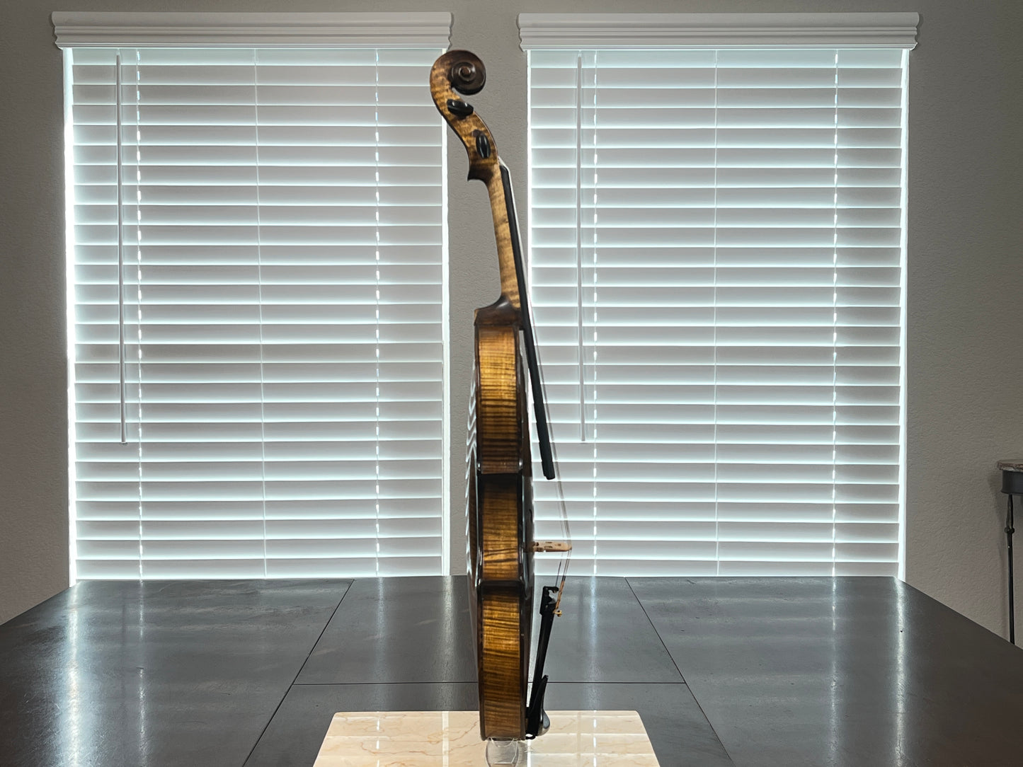 Flamed fiddle by legendary American maker Selman ' Sol. ' E Roach 1925 violin