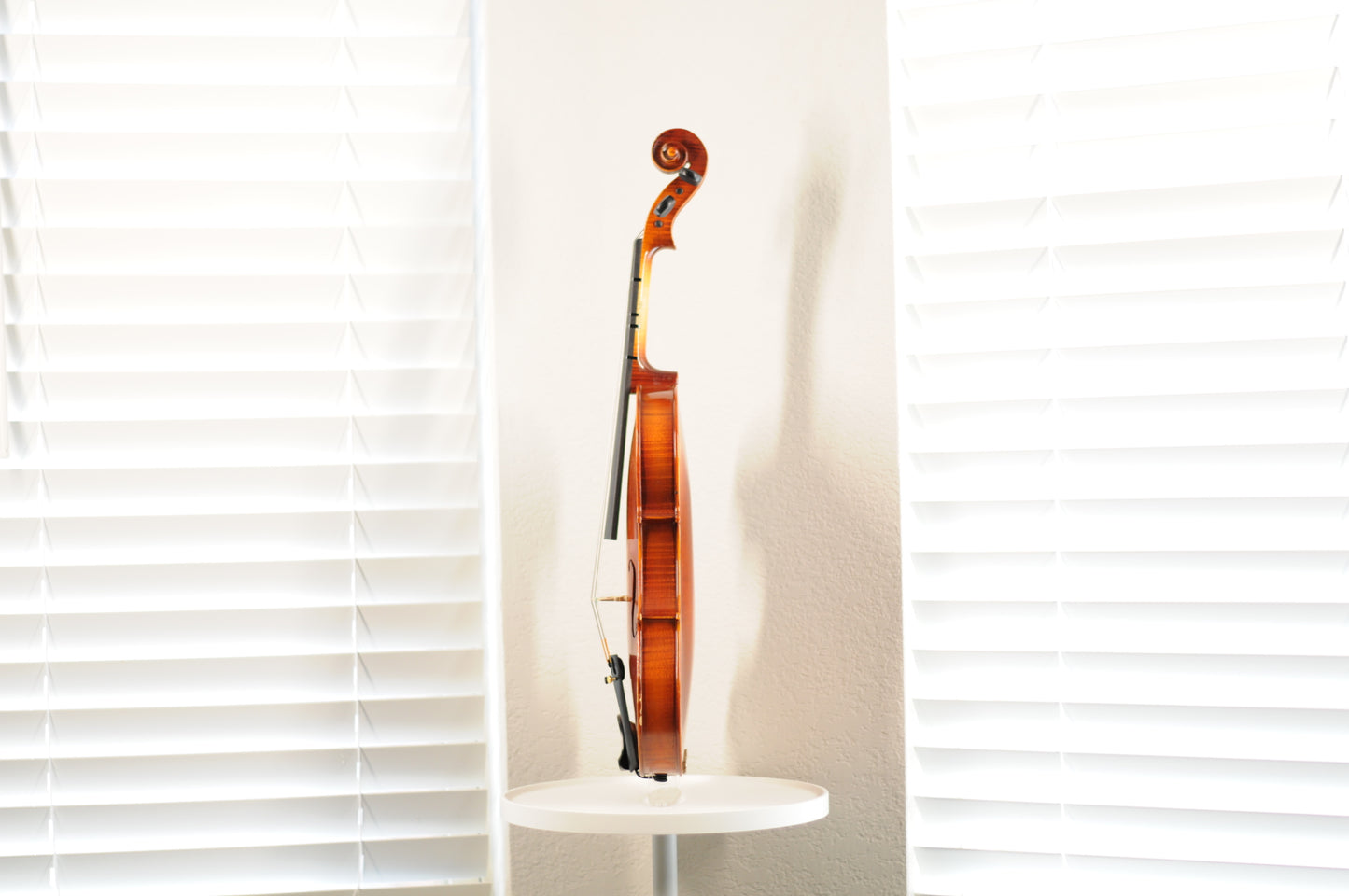 Knilling Bucharest 4KF Full size 4/4  Starter to intermediate Violin