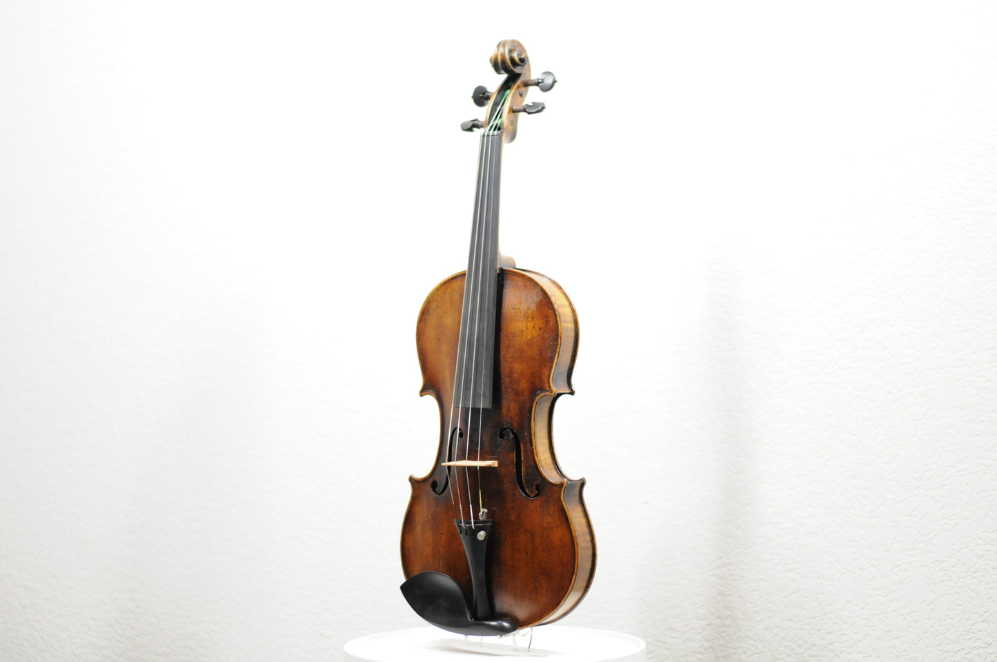 Full size Advanced Plus dark color violin with faux label Stamped ANTONIO