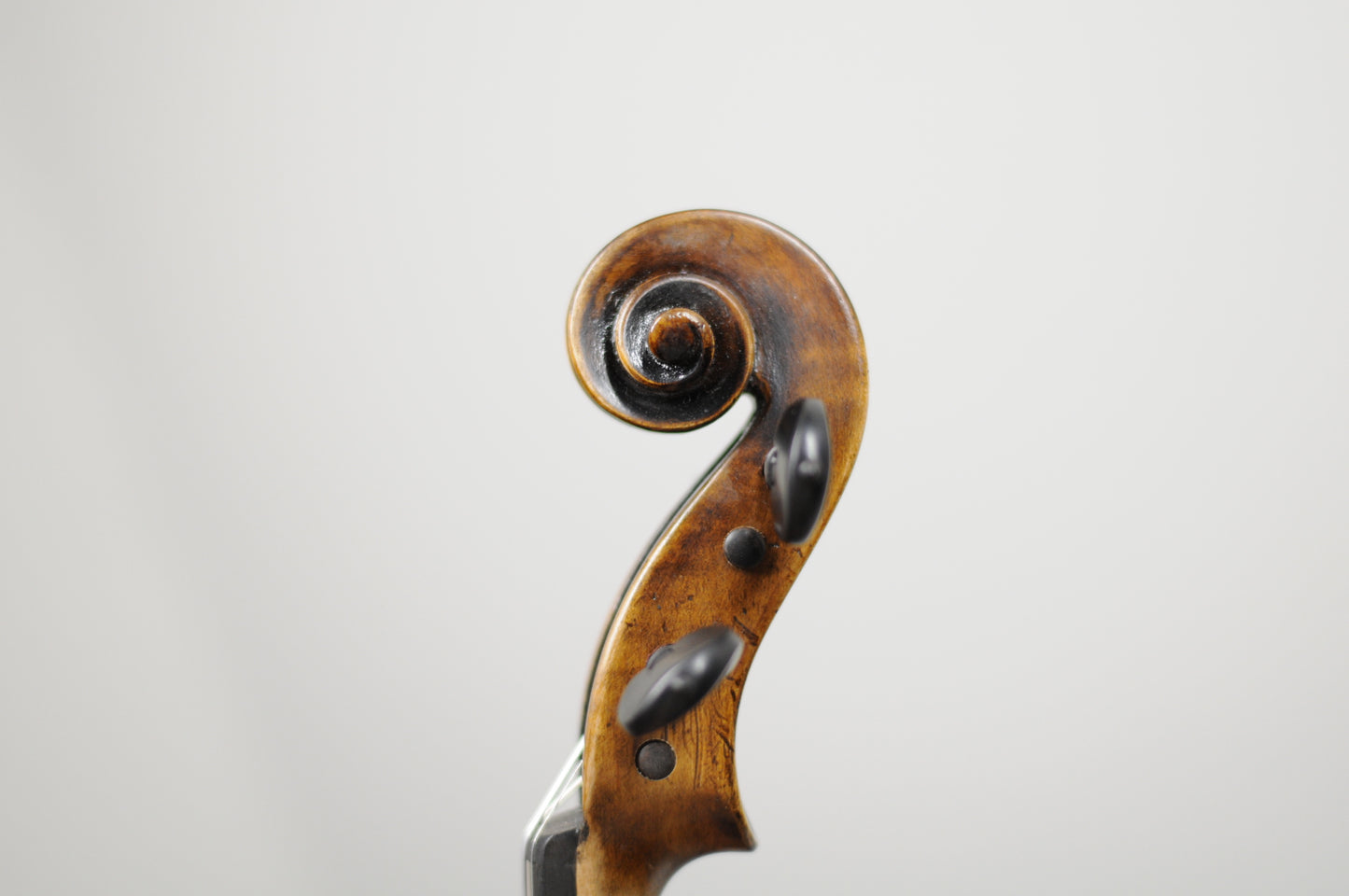 Full size Advanced Plus dark color violin with faux label Stamped ANTONIO