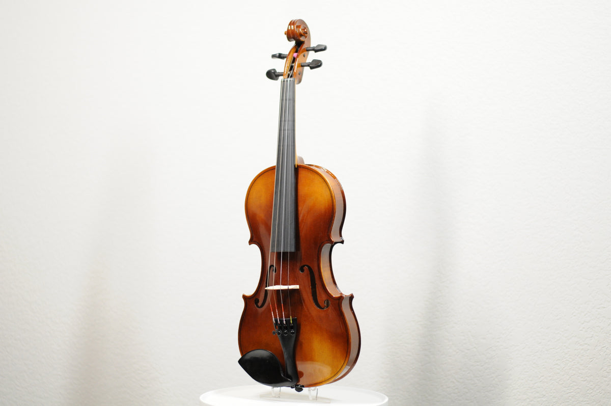 Josef Lorenz Luby (Schonbach) Student c.1980 Full size student violin with case and bow