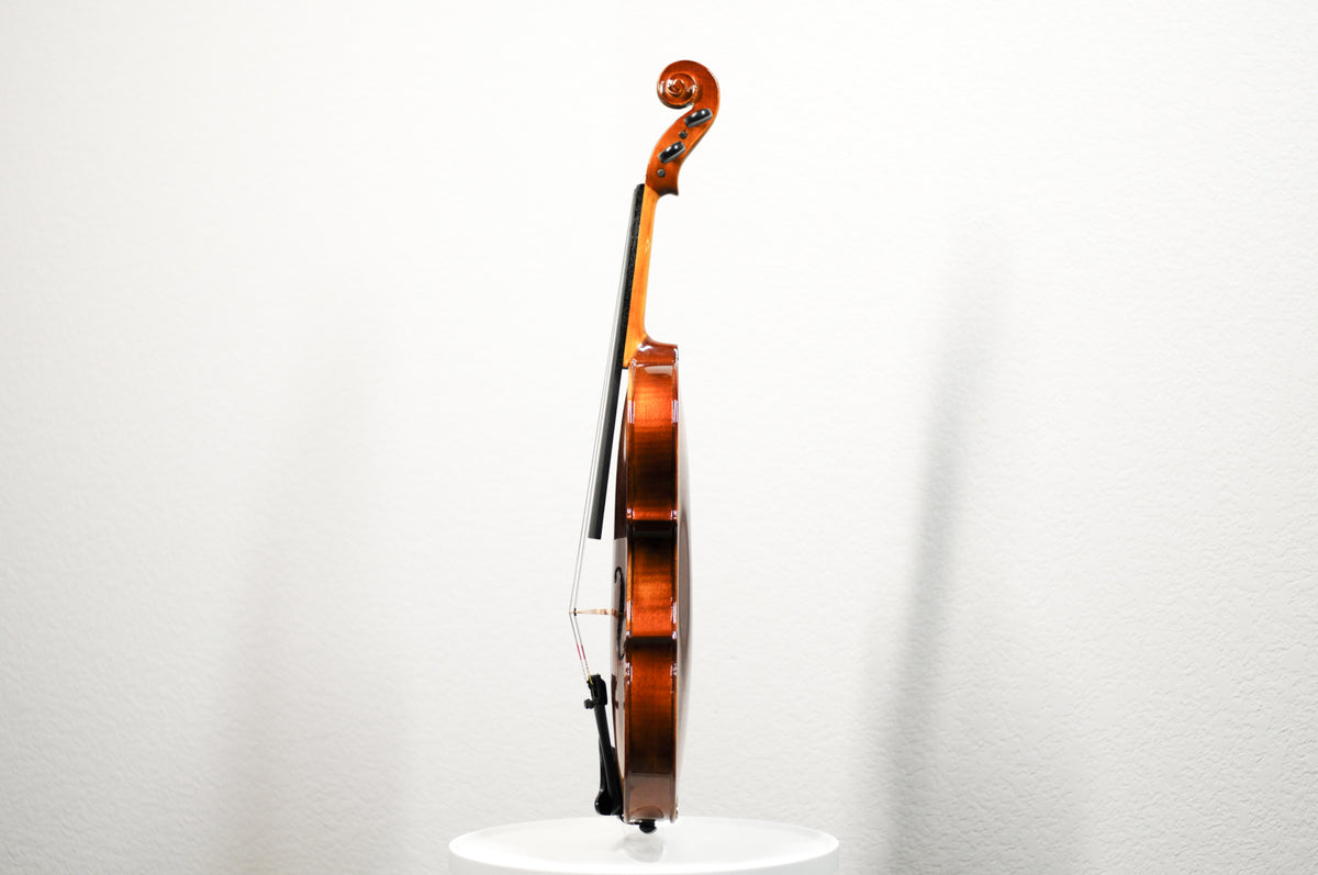 Josef Lorenz Luby (Schonbach) Student c.1980 Full size student violin with case and bow